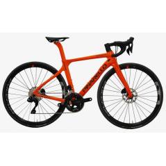 PINARELLO PARIS DISK 105 DB 11v y RACING 900 DB 2021